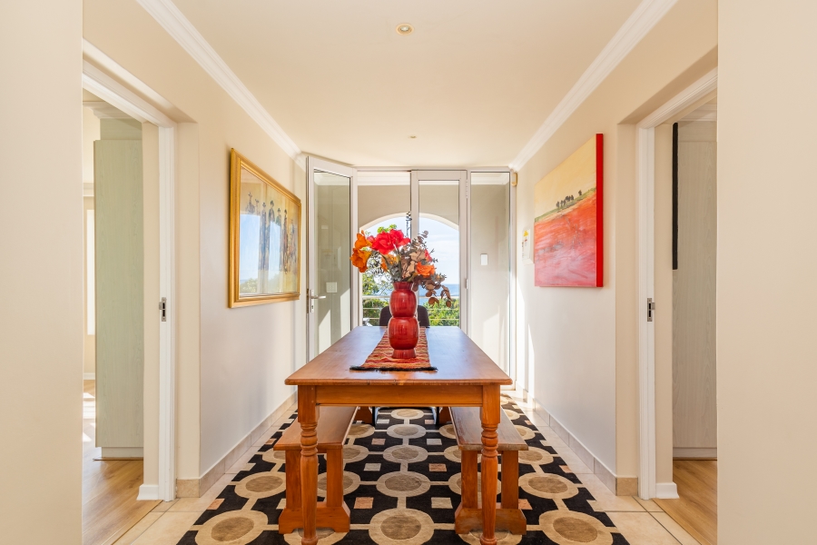 7 Bedroom Property for Sale in Beacon Isle Western Cape